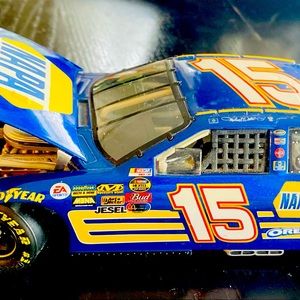 NAPA 1:24 #15 car